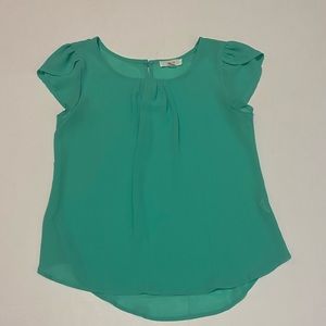 ⭐️MINE! Blouse, size small, aquamarine.🍁